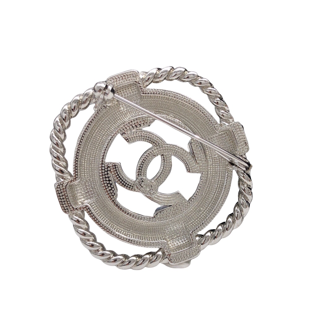 BCB319 Rhinestone rhombus with CC logo brooch in silver - ccjewelryacc