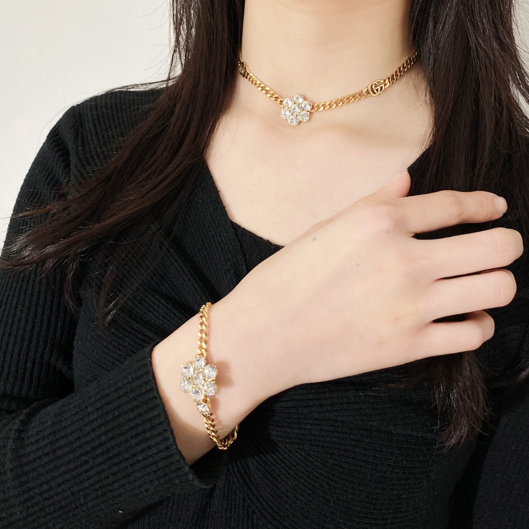 GGN009 Rhinestone GG Logo flower choker necklace bracelet - ccjewelryacc