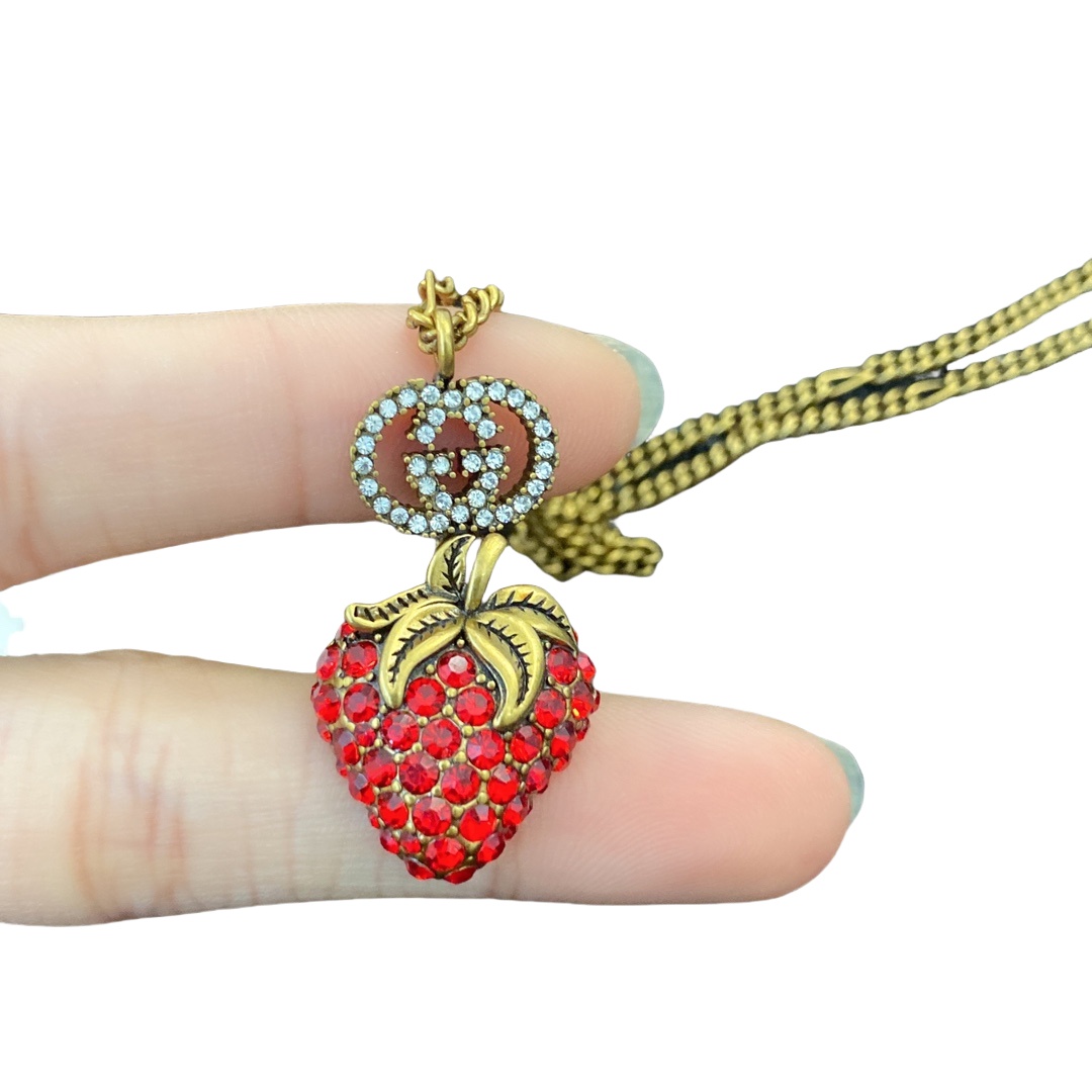 GGN025 GG strawberry Pendant necklace - ccjewelryacc
