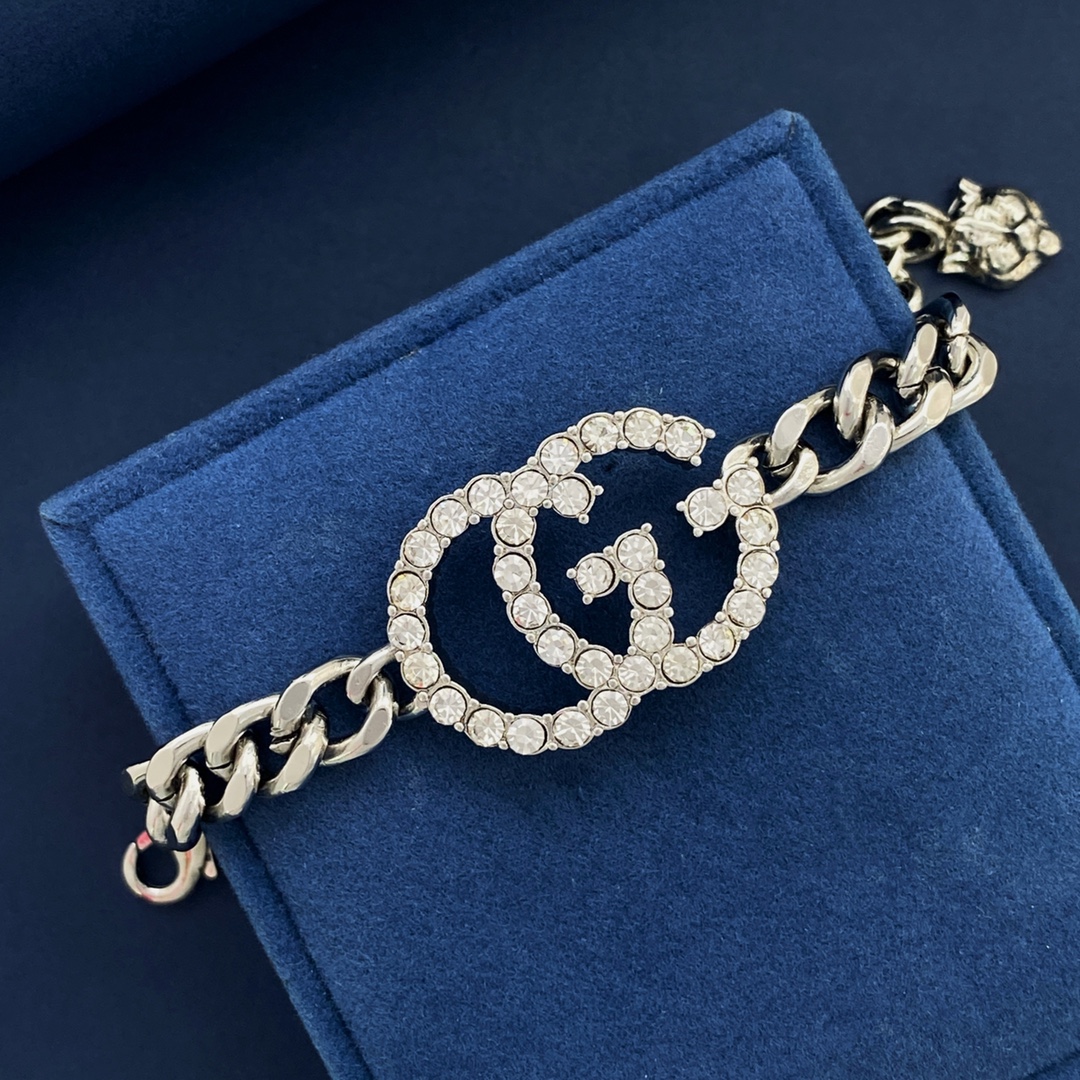GGS011 Silver Crystal GG Logo Link chain bracelet - ccjewelryacc