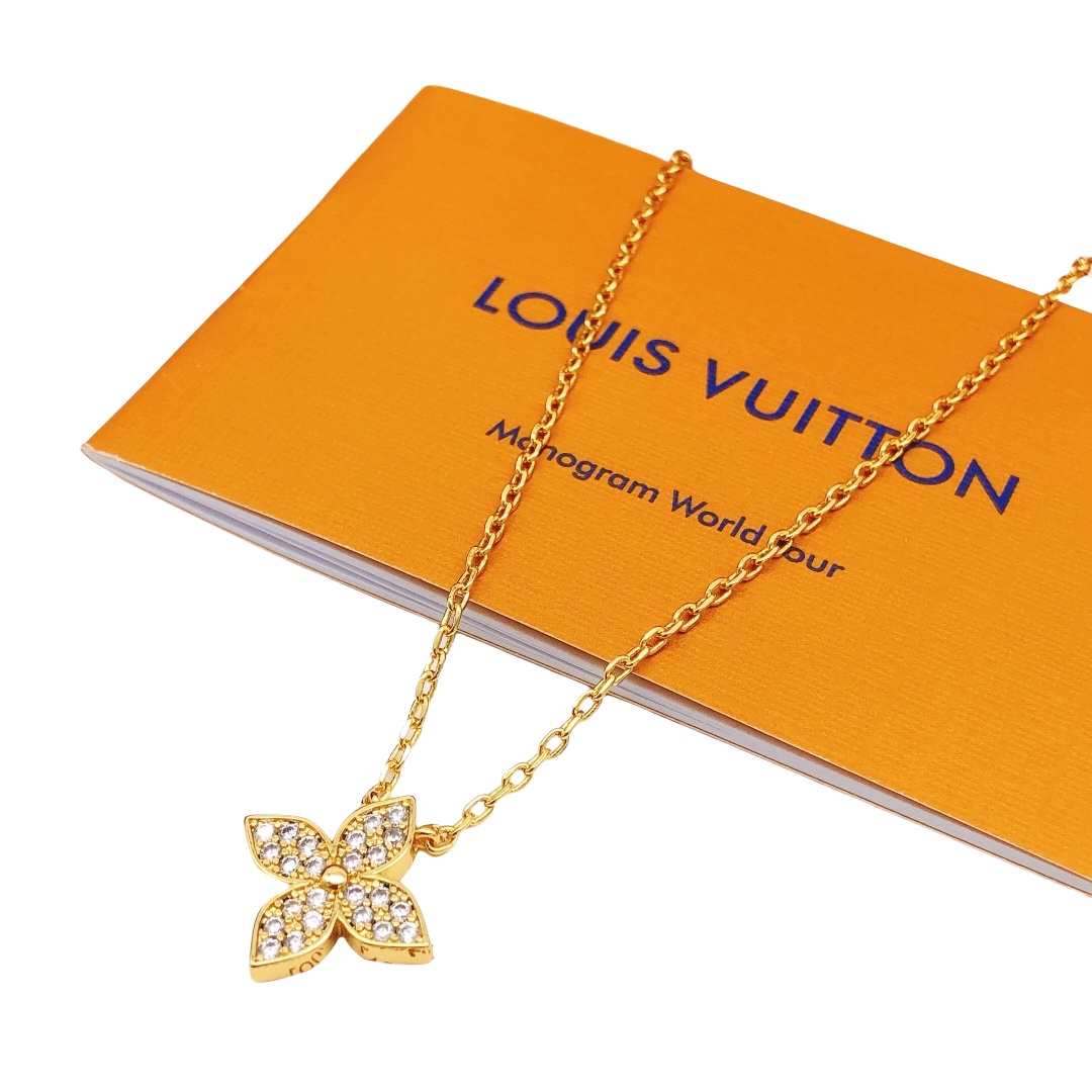 LVN071 Designer Louis crystal Monogram pendant necklace - ccjewelryacc