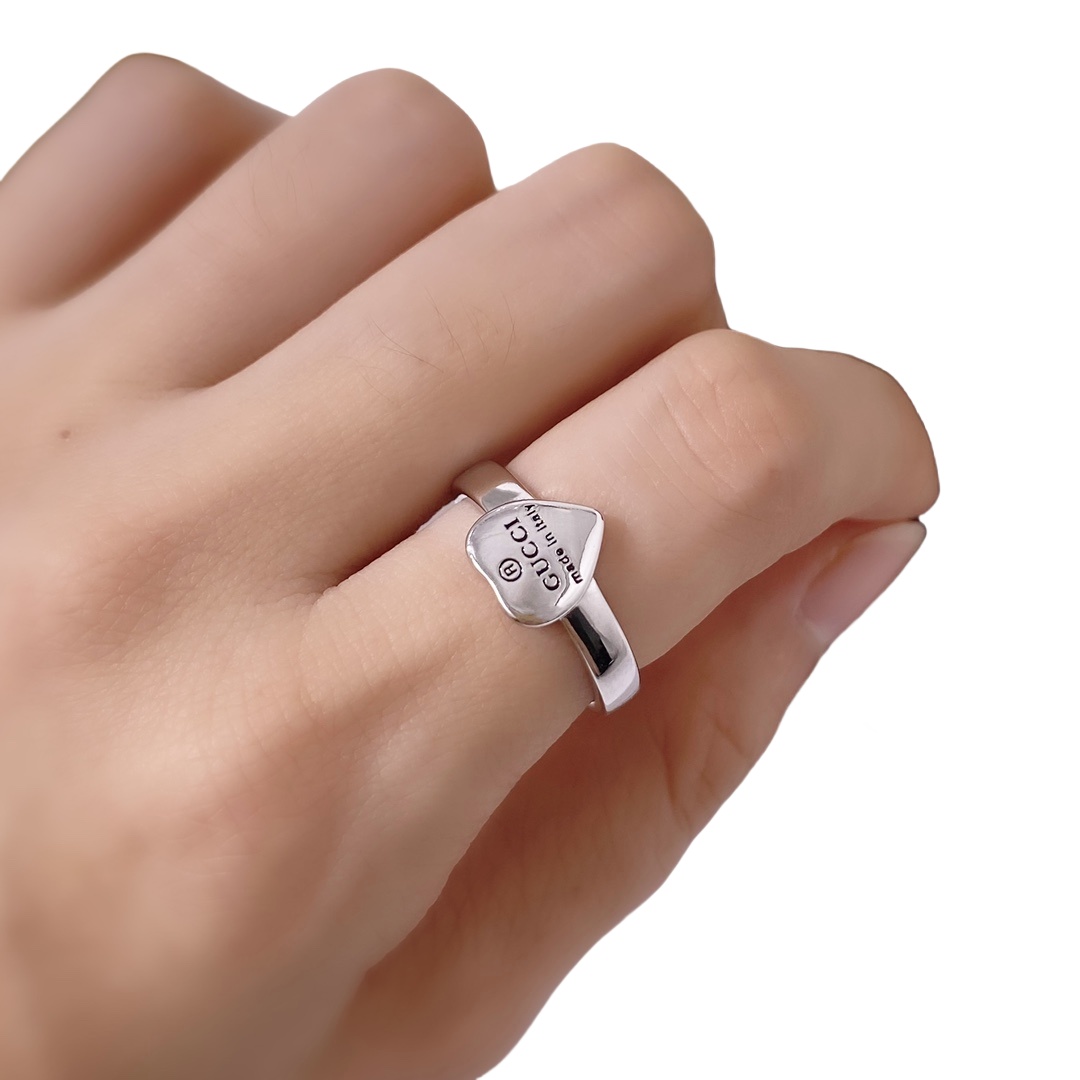 GGR012 GG heart ring with gucci trademark - ccjewelryacc