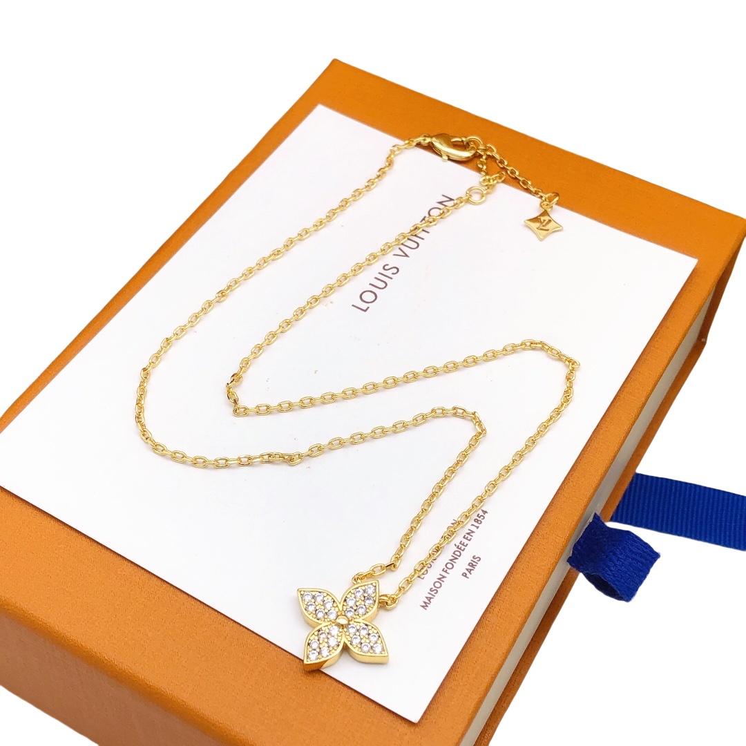 LVN071 Designer Louis crystal Monogram pendant necklace - ccjewelryacc