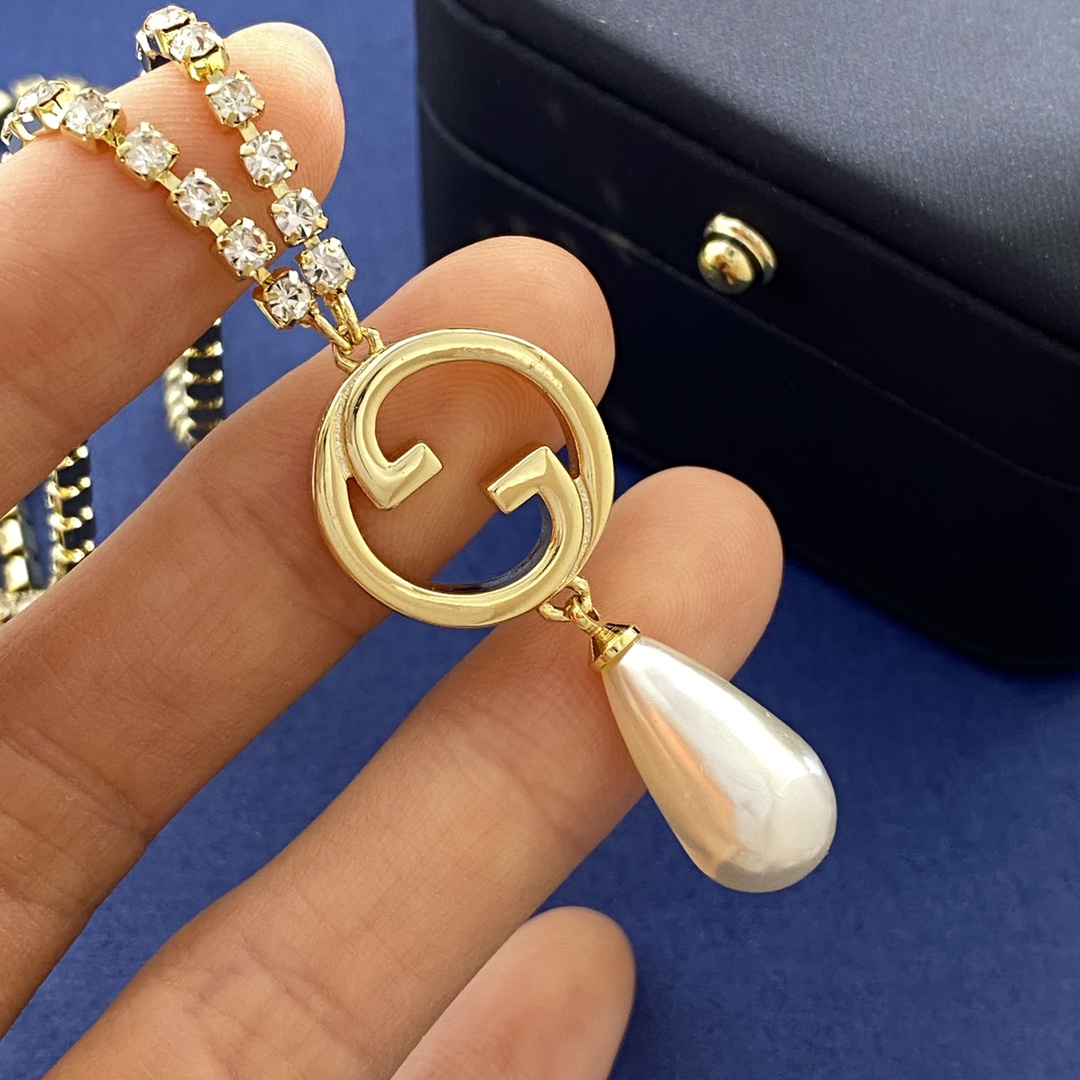 GGN056 Interlocking g pearl crystal chain necklace - ccjewelryacc