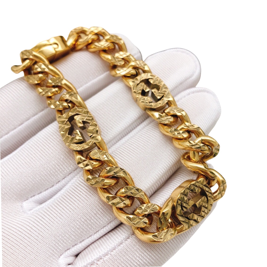 GGS017  Interlocking g chain bracelet in gold - ccjewelryacc
