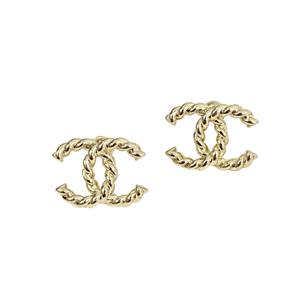 CCE590 24 Twist CC Logo stud earring - ccjewelryacc