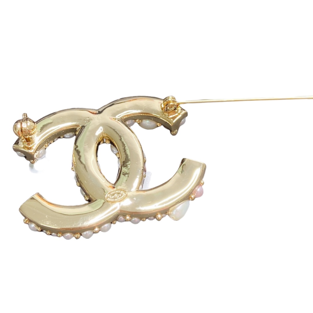 BCB148 Natural fresh water pearl CC Logo brooch Pin - ccjewelryacc