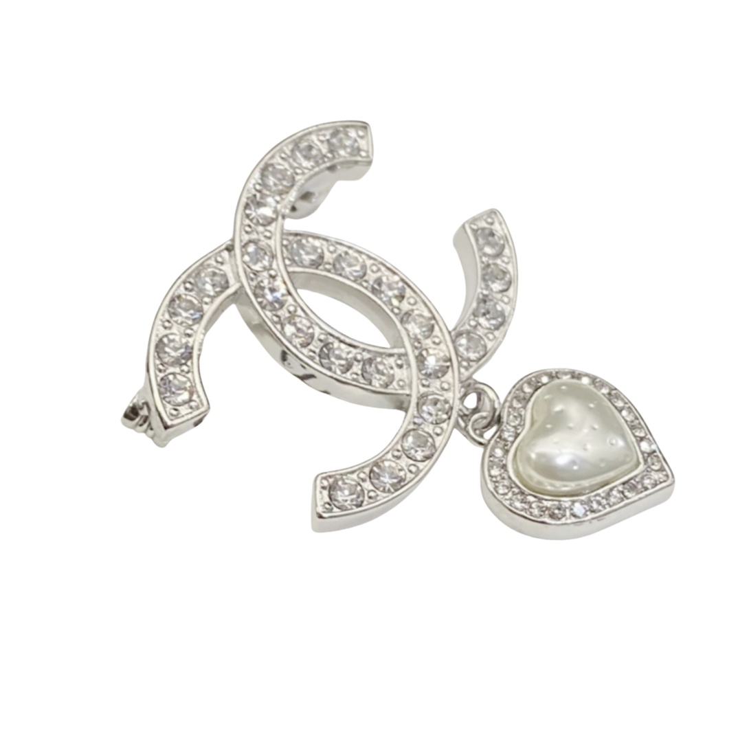 BCB234 23B Silver CC Logo brooch pin with heart pendant - ccfashionjewelry
