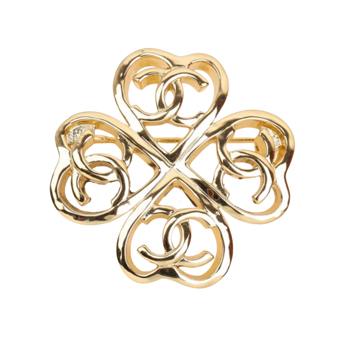BCB239 Metal heart clover with cc logo brooch pin - ccjewelryacc