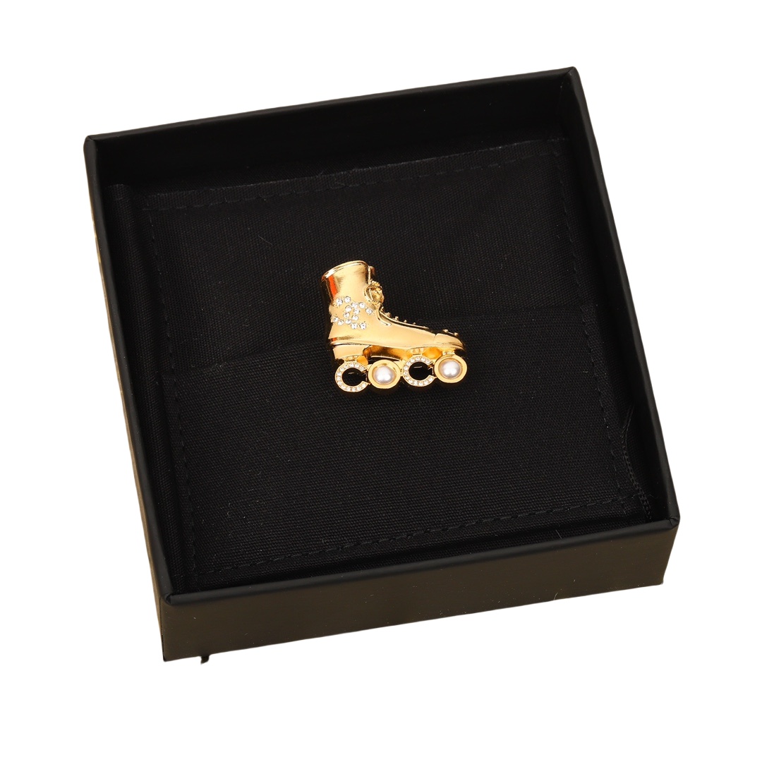 BCB268 24C Coco Skate shoes pearl rhinestone brooch pin - ccjewelryacc