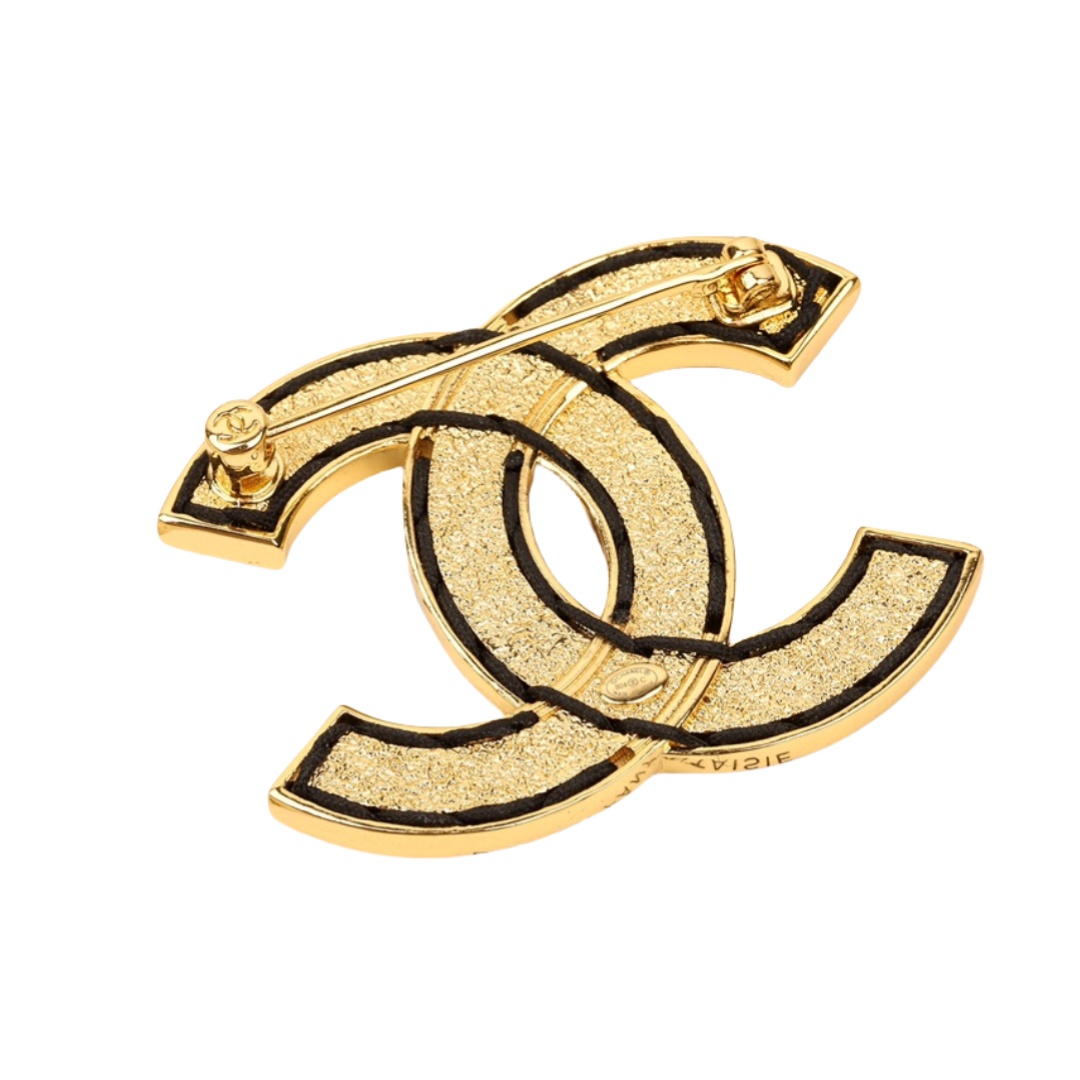BCB384 24C White dripping cc logo brooch pin - ccjewelryacc