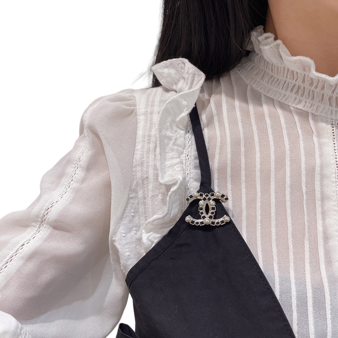 BCB386 Black crystal diamond cc brooch - ccjewelryacc