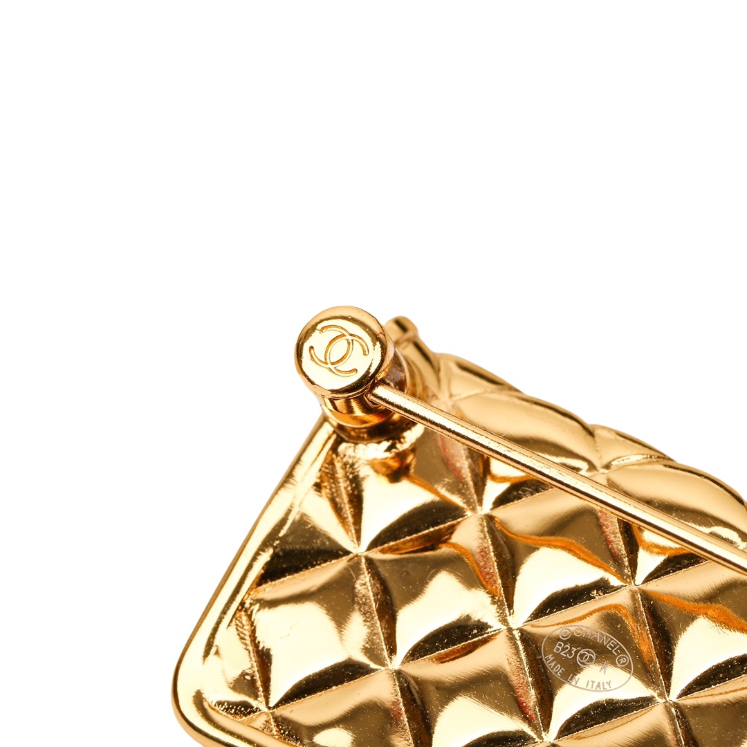 BCB434 24C metal gold bag with cc logo brooch pin - ccjewelryacc