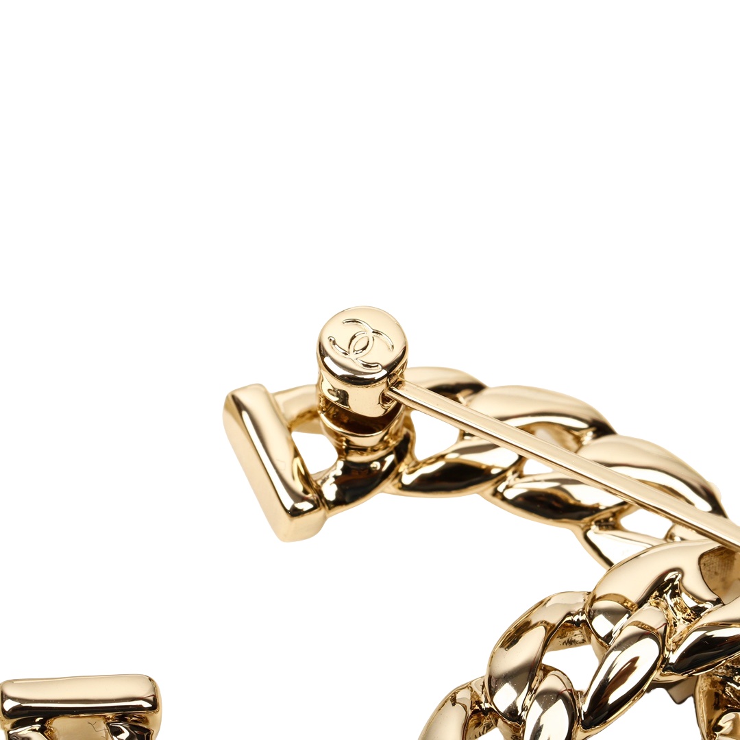 BCB426 24P Chain CC logo brooch pin - ccjewelryacc