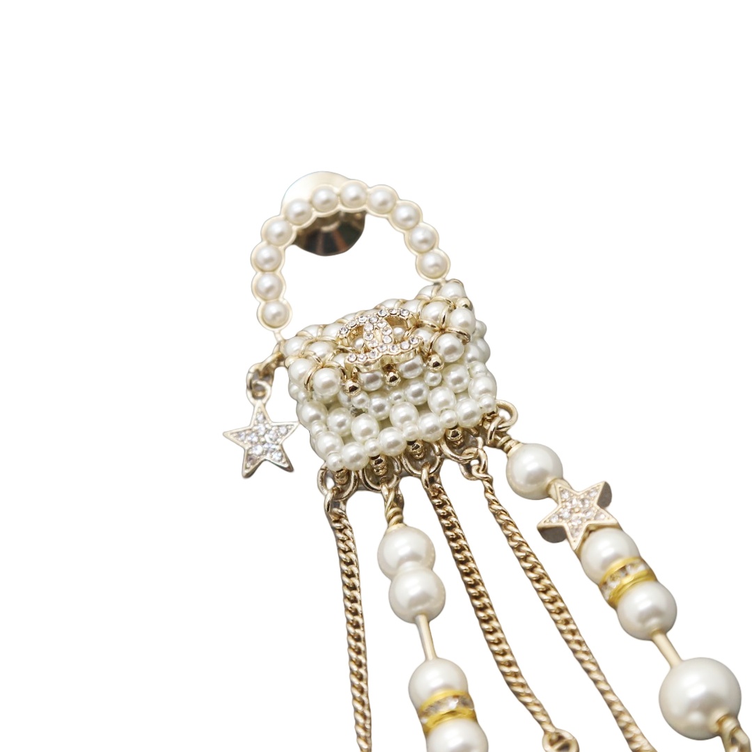 BCB270 Tassels Pearl bag with crystal cc logo brooch pin - ccjewelryacc