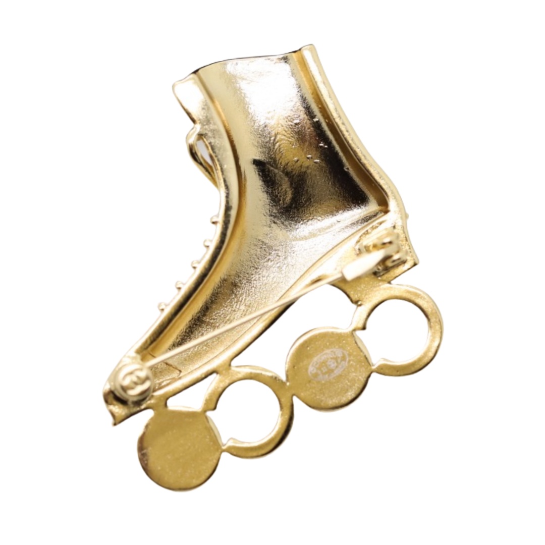 BCB268 24C Coco Skate shoes pearl rhinestone brooch pin - ccjewelryacc