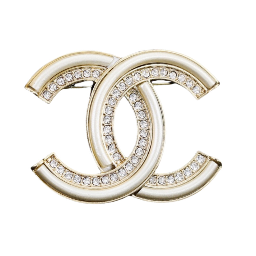 BCB362 Resin and  crystal CC logo brooch - ccjewelryacc