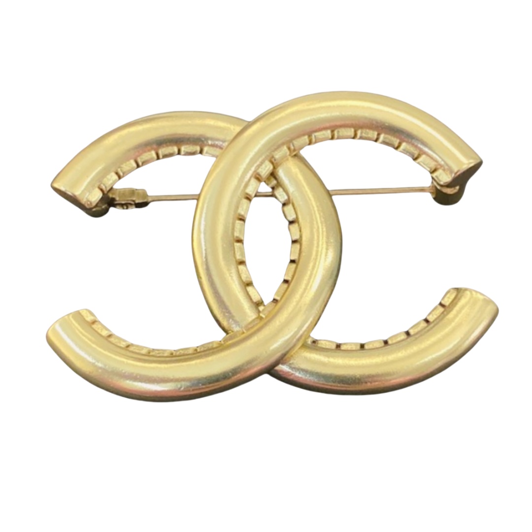 BCB380 Metal CC Logo brooch pin - ccjewelryacc