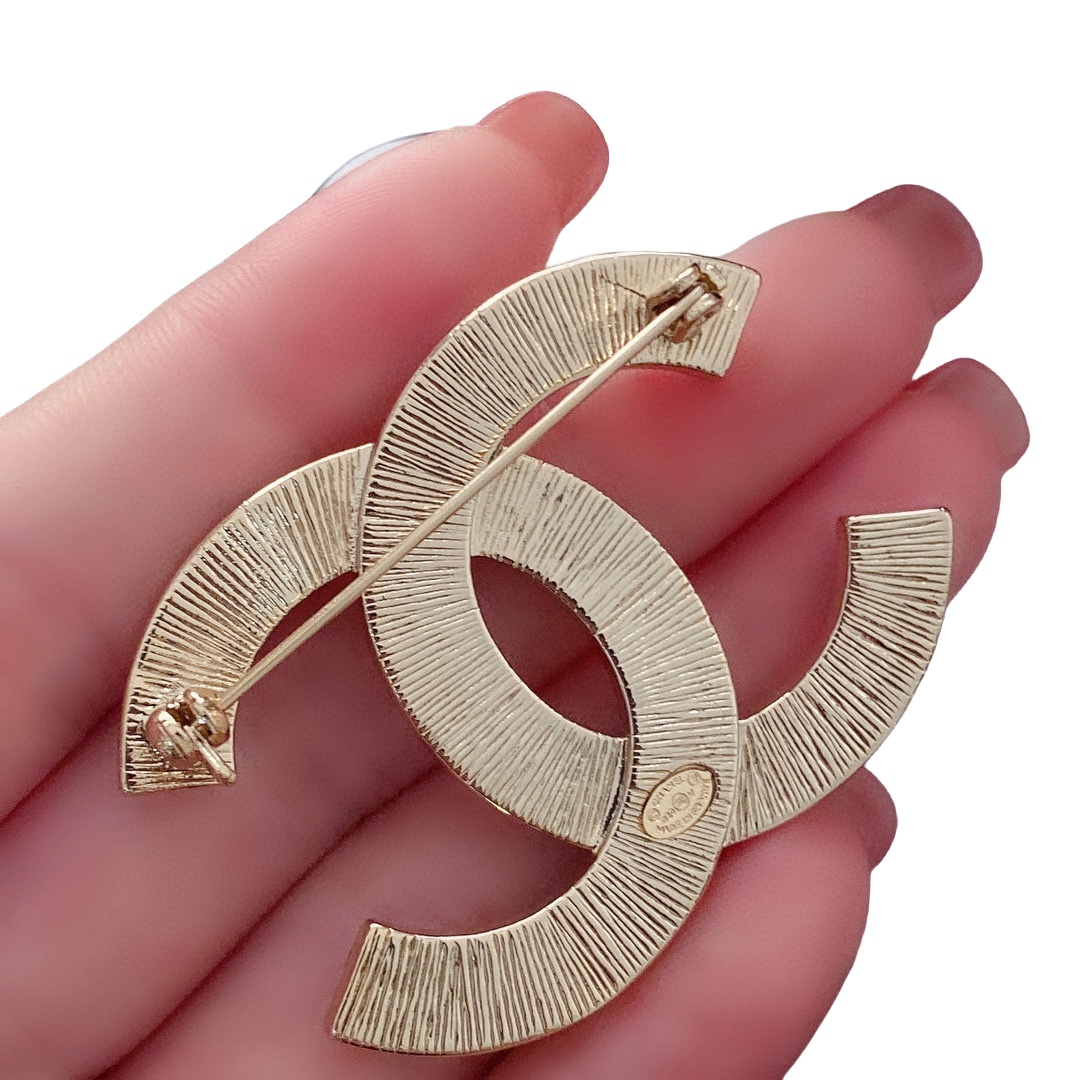 BCB152 pearl cc brooch - ccjewelryacc