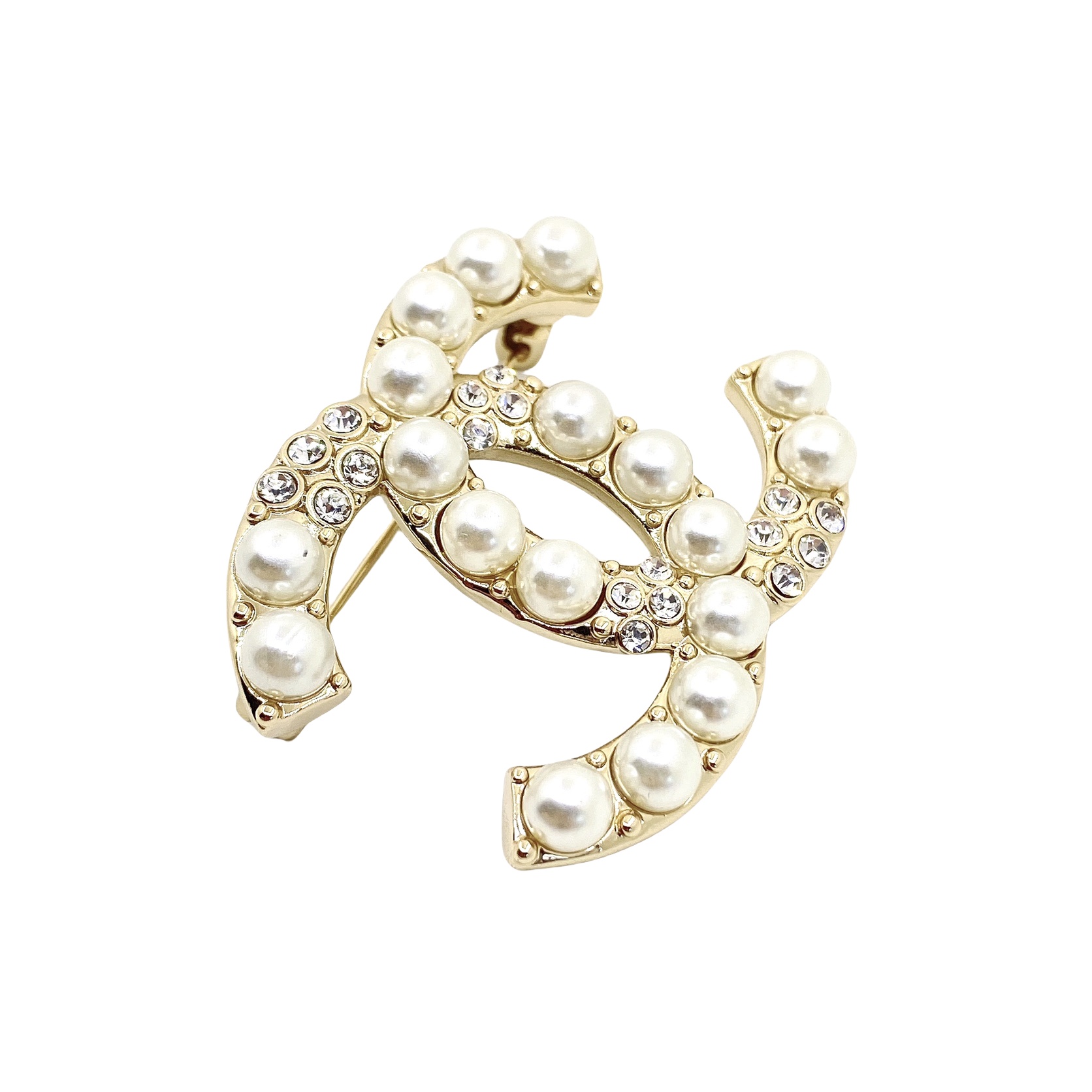 BCB359 Pearl and crystal CC logo brooch Pin - ccjewelryacc