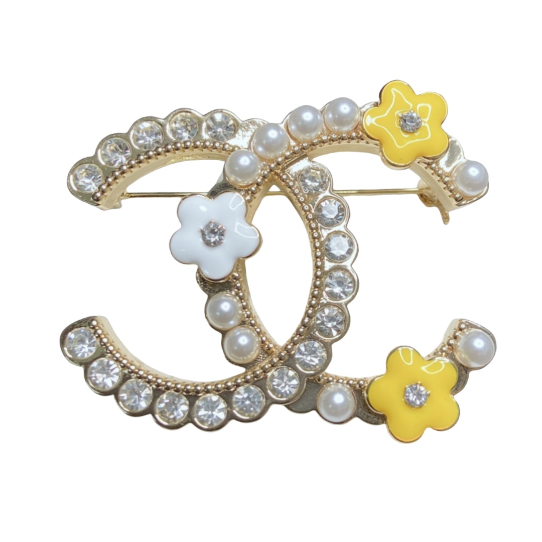 BCB146 Crystal and pearl with flower CC logo brooch pin - ccfashionjewelry