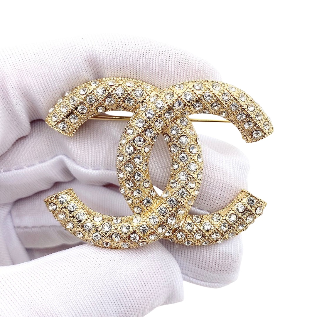 BCB023 Cross Diamond check crystal CC logo brooch - ccfashionjewelry