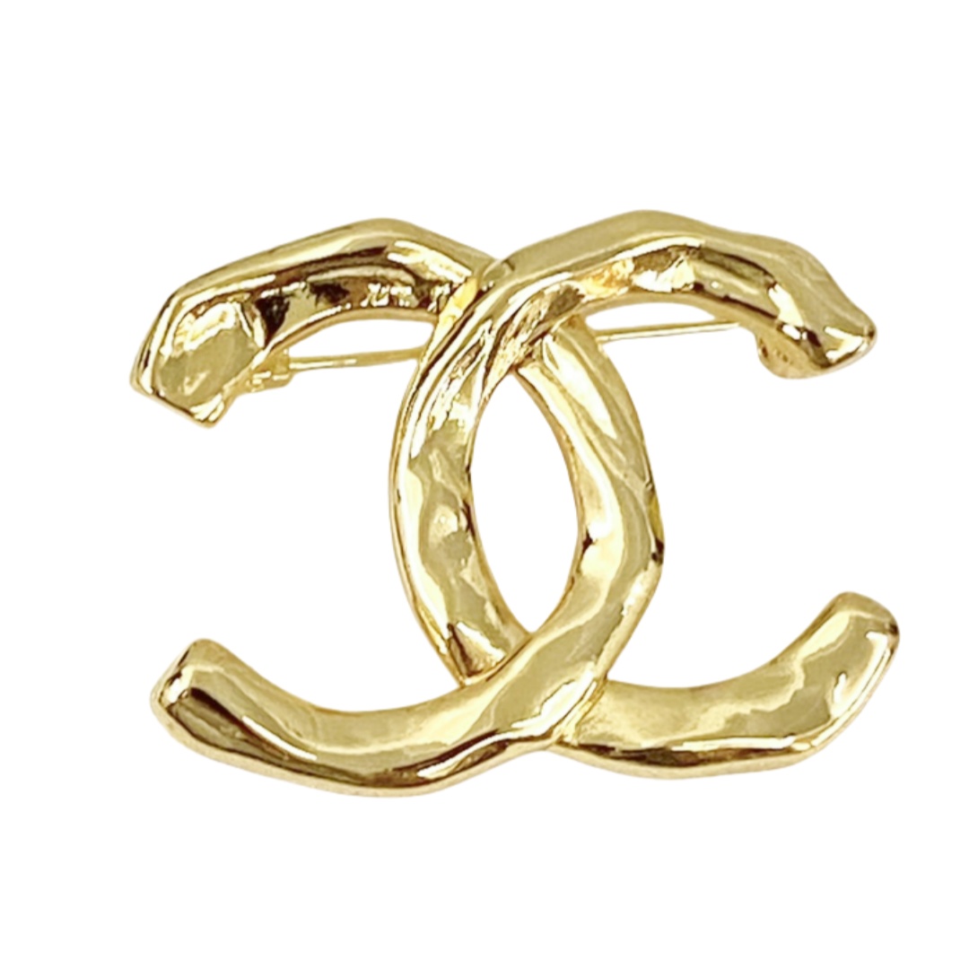 BCB232 Metal Gold irregularity CC logo brooch Pin - ccjewelryacc