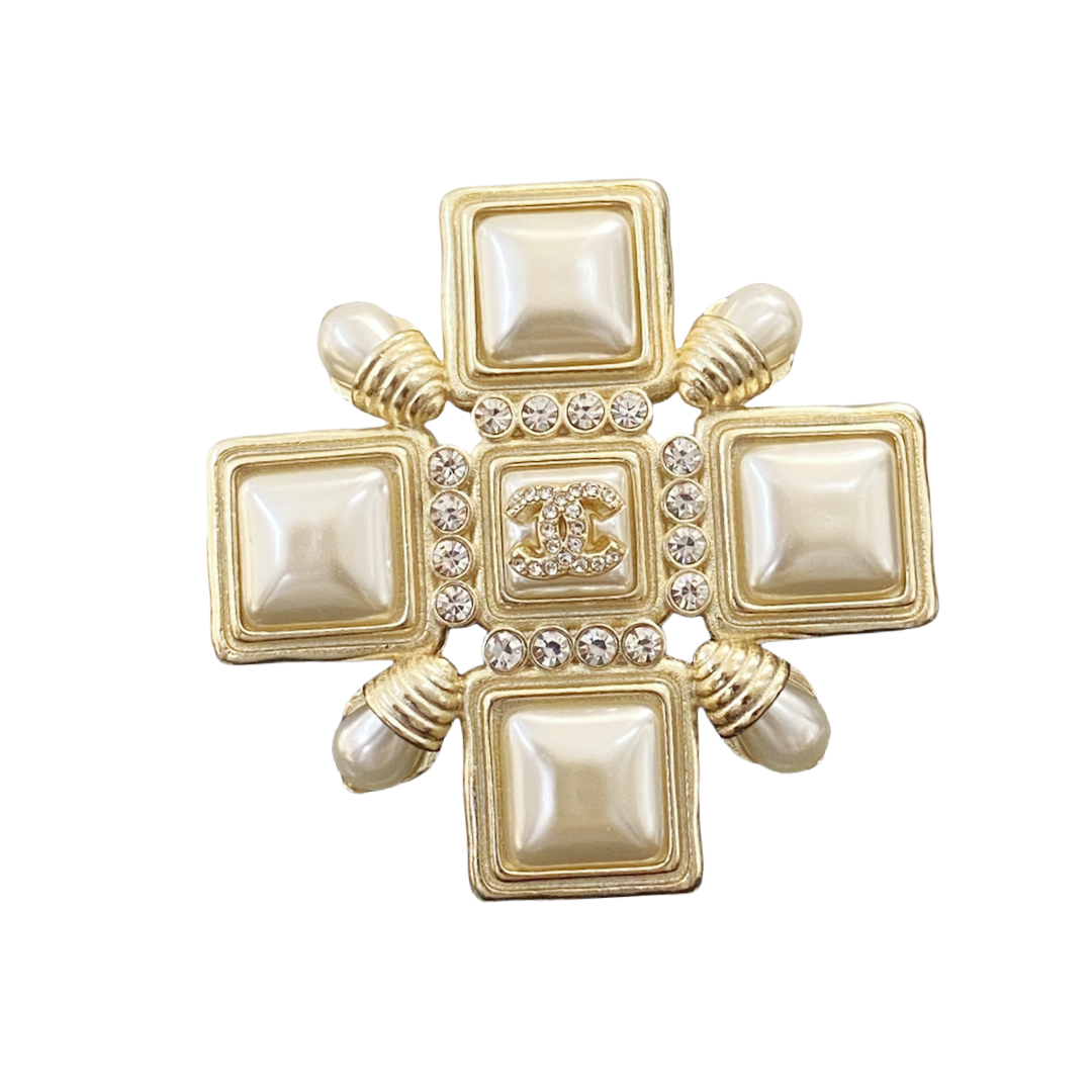 BCB412 Glaze enamel pearl Swarovski crystal with cc logo brooch pin - ccjewelryacc