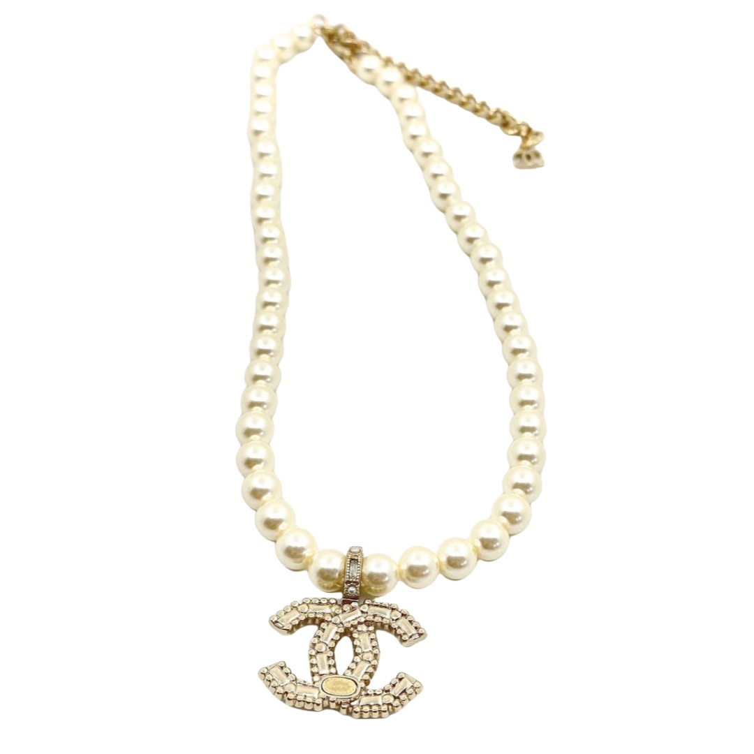 CCN014 100th anniversary pearl crystal CC LOGO necklace - ccjewelryacc