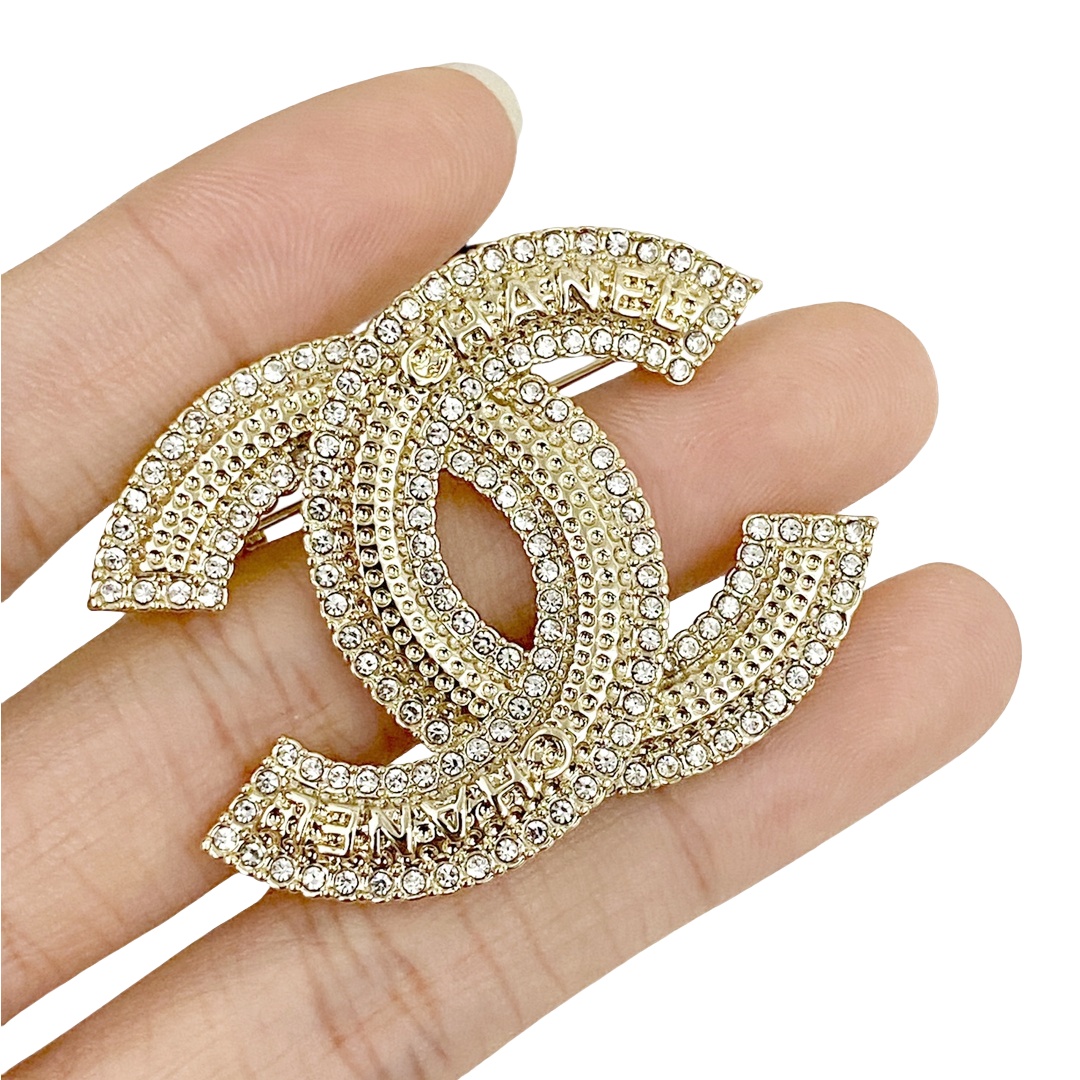 BCB416 23C Metal embossment and crystal CC logo Brooch pin - ccfashionjewelry