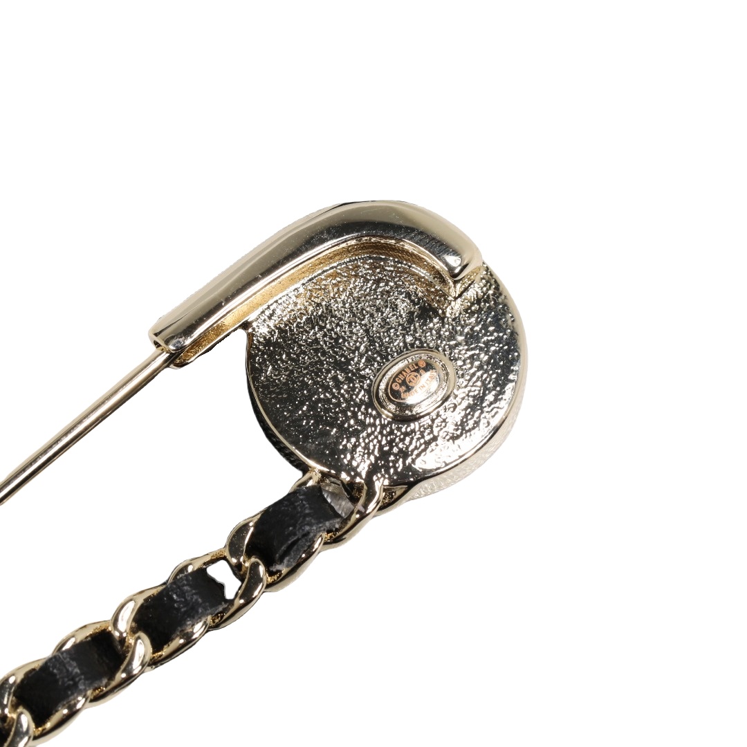 BCB410 Pink enamel with leather safety pin brooch - ccjewelryacc