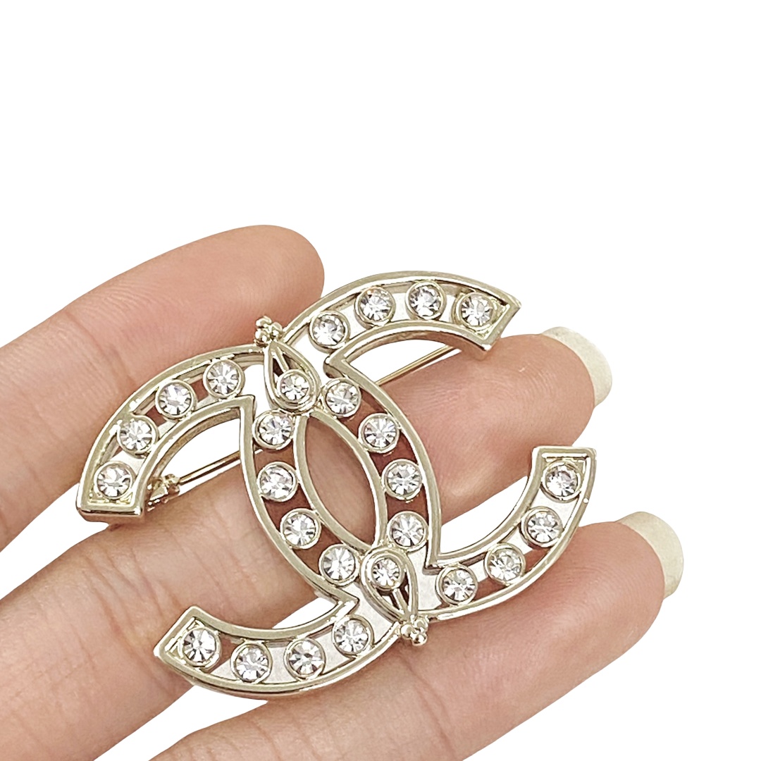 BCB287 Rhinestone CC logo brooch pin - ccjewelryacc