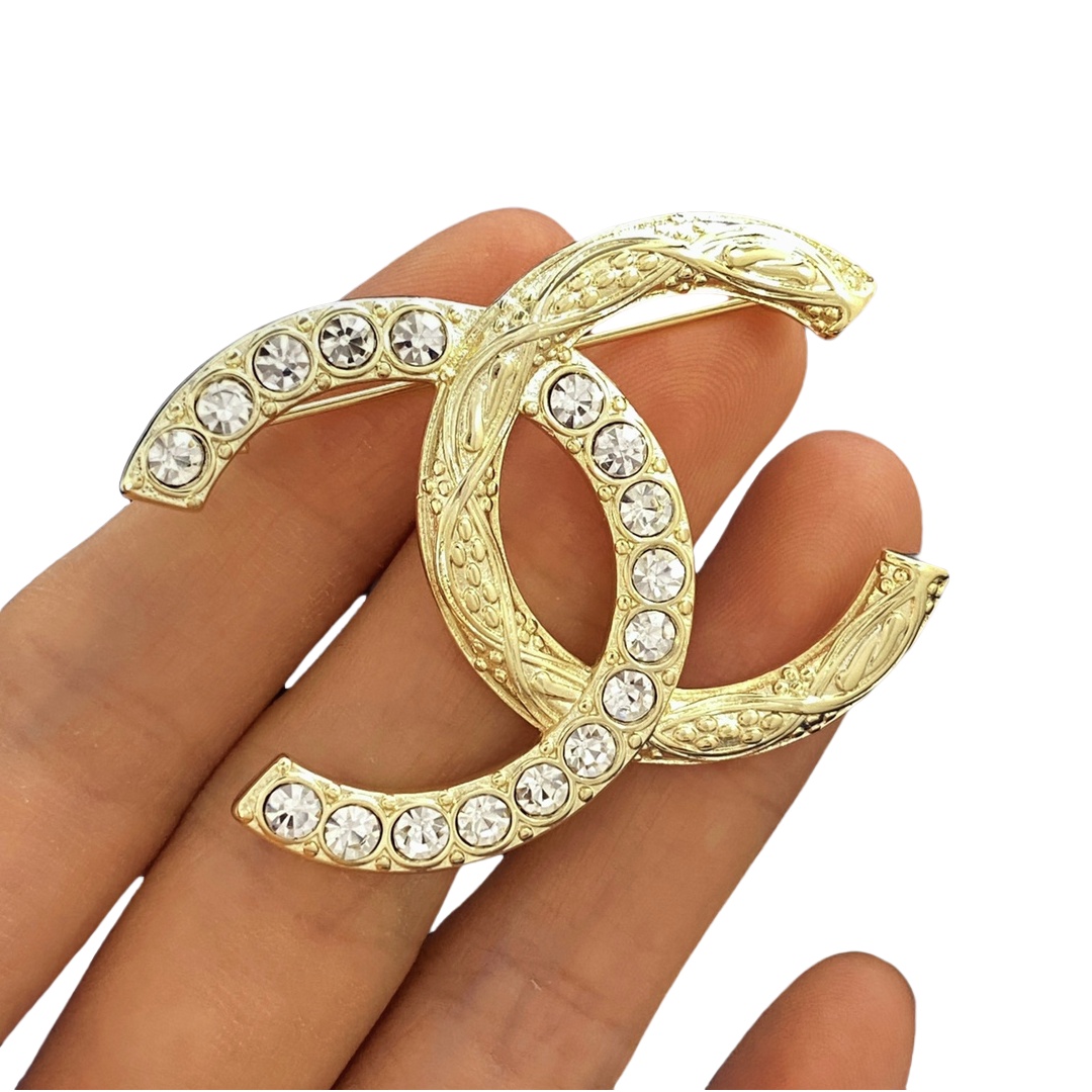 BCB383 24A Métiers d’art Collection Metal Swarovski crystal CC brooch pin - ccjewelryacc