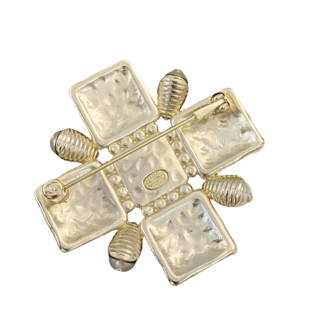 BCB412 Glaze enamel pearl Swarovski crystal with cc logo brooch pin - ccjewelryacc