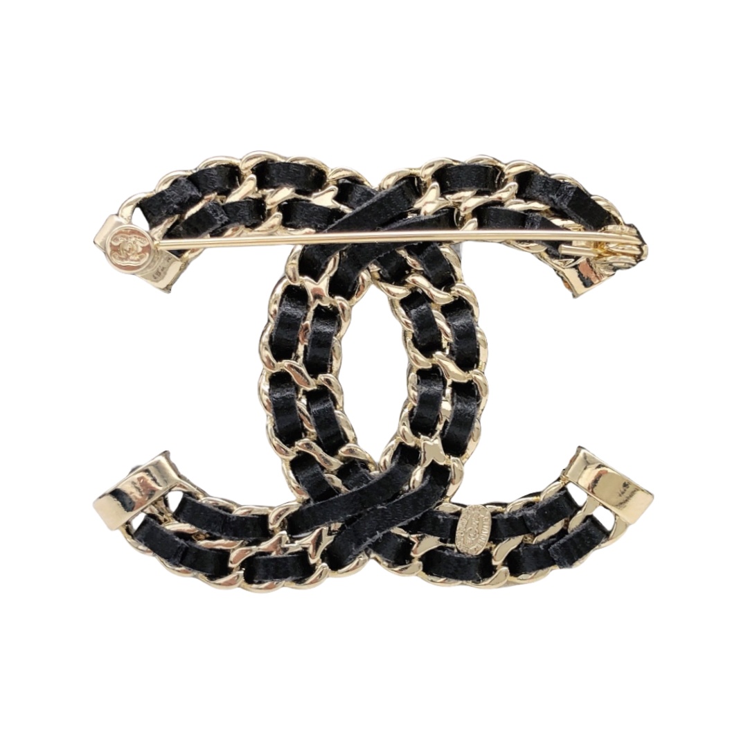 BCB035 metal leater cc logo brooch pin - ccjewelryacc