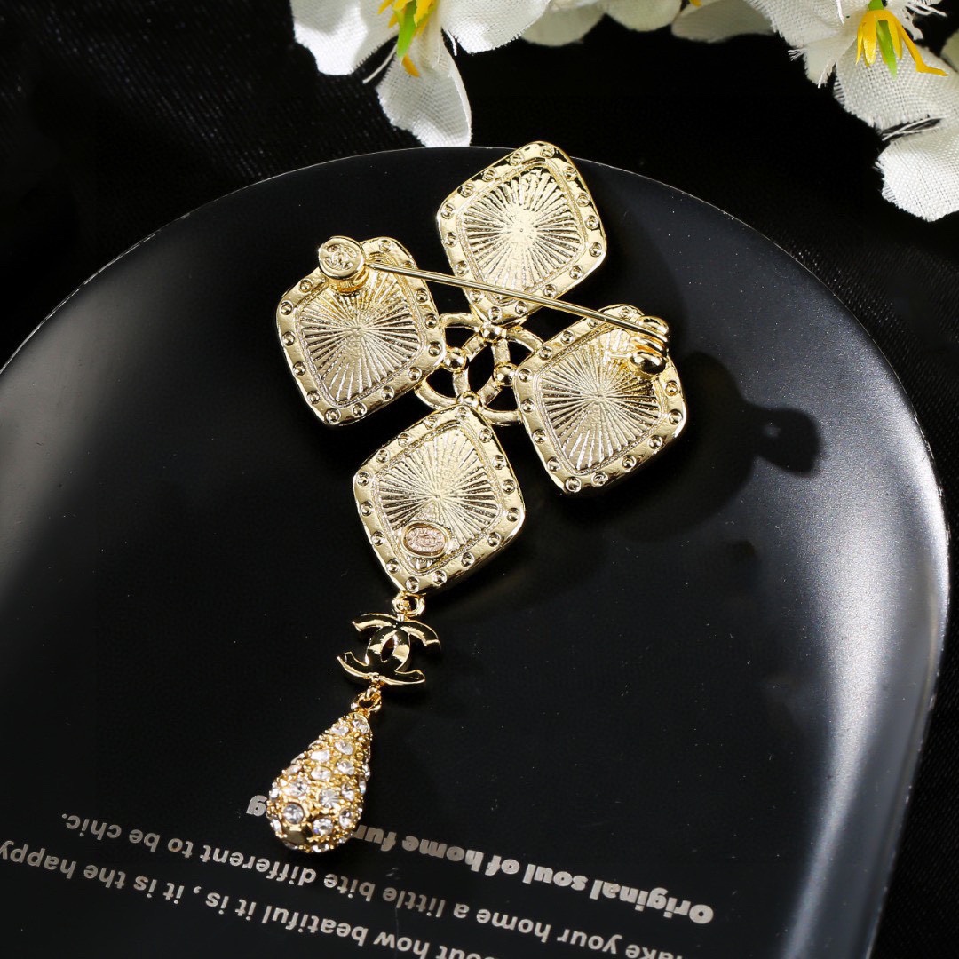 BCB471 Crystal cross dropping cc brooch pin - ccjewelryacc