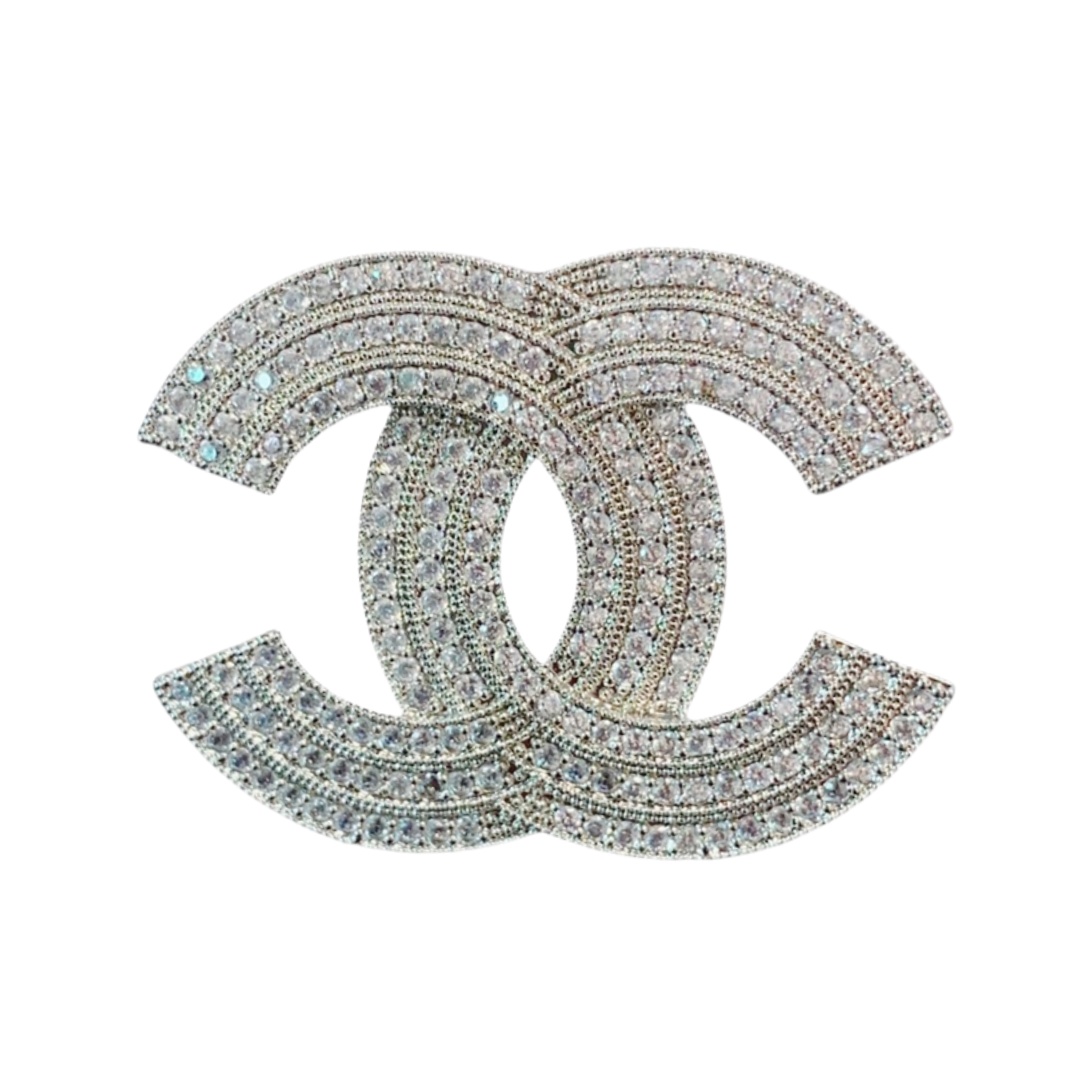 BCB485 Metal silver sparkling crystal diamond cc logo brooch pin - ccfashionjewelry