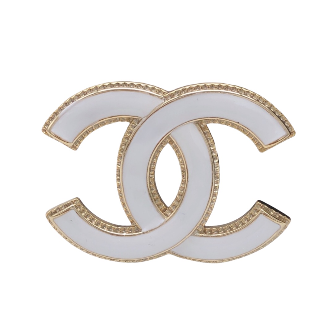 BCB052 Black/white enamel CC logo brooch - ccjewelryacc