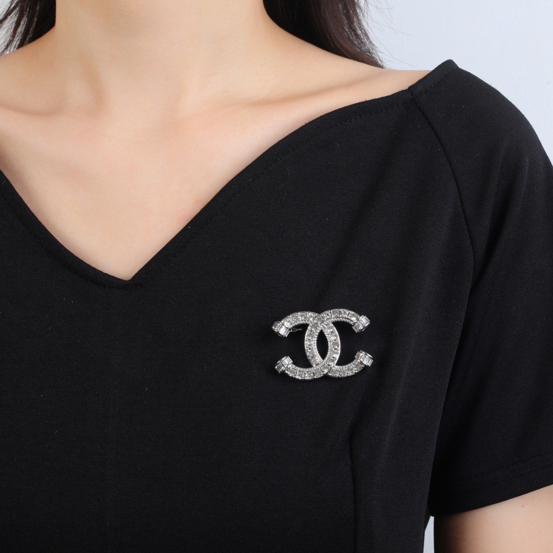 BCB470 Full crystal silver cc brooch pin - ccjewelryacc