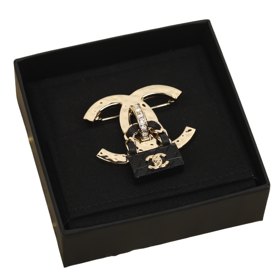 BCB466 23C CF Bag cc brooch pin - ccjewelryacc