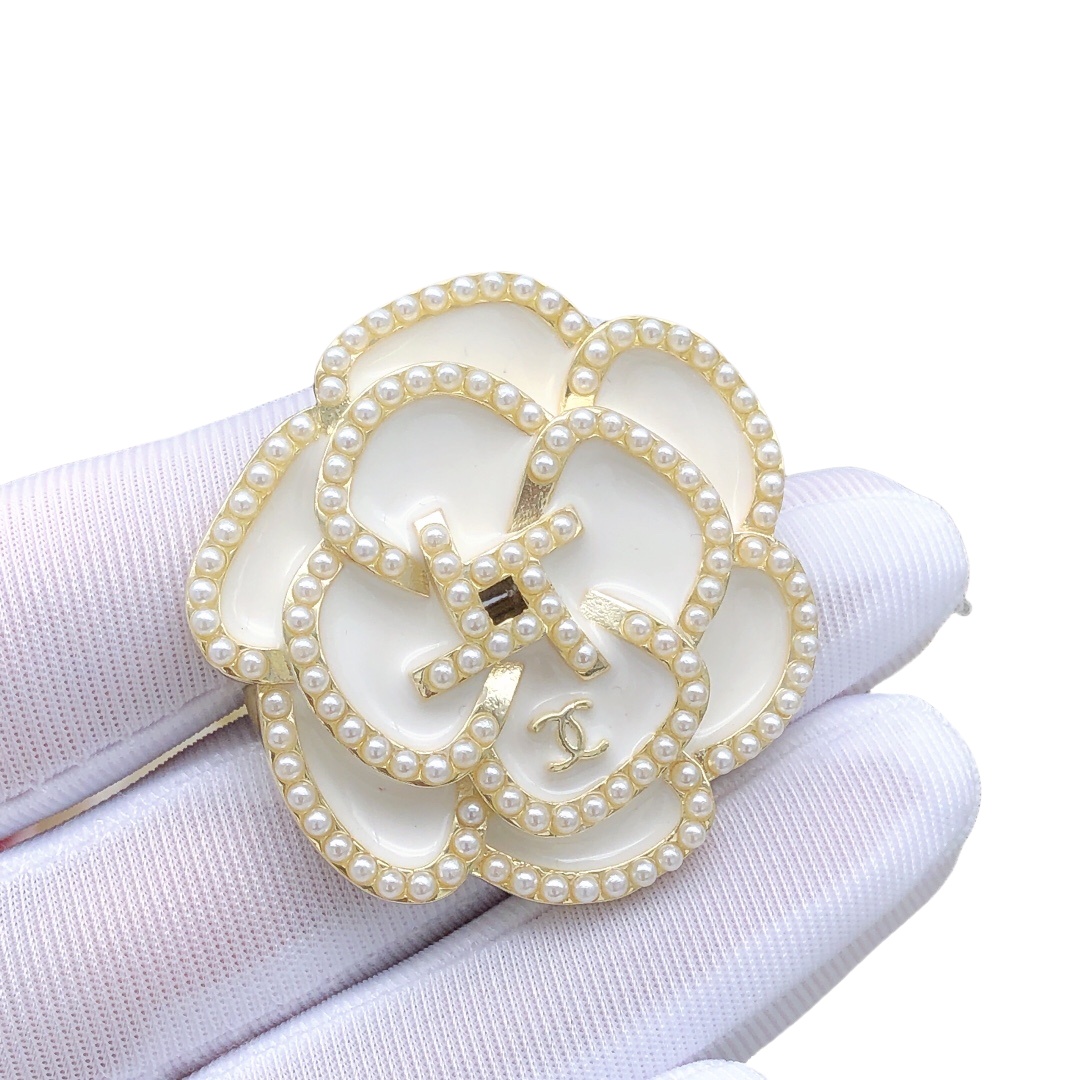 BCB483 White camellia brooch pin with pearl - ccjewelryacc