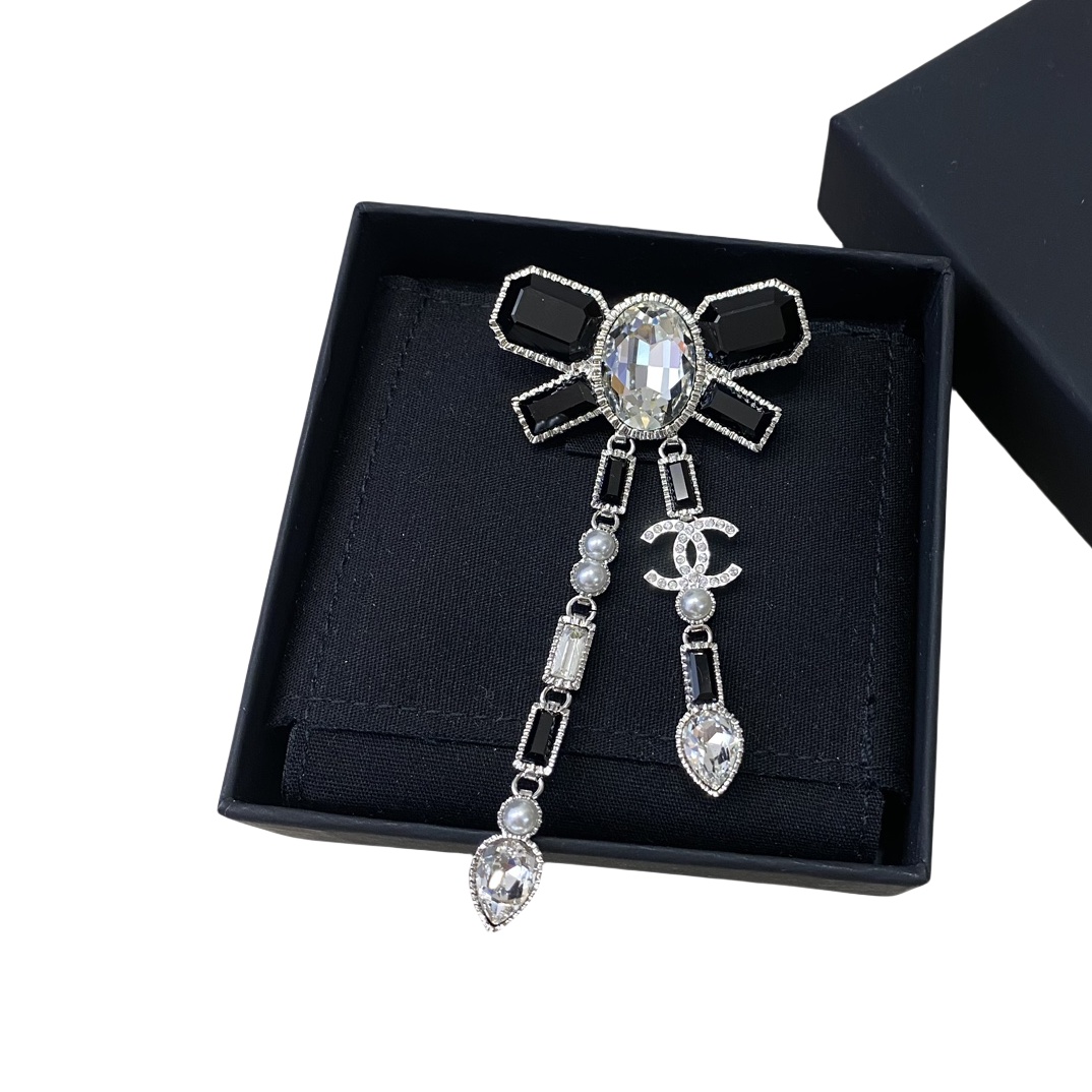 BCB229 23k Black and white crystal bow tassels cc logo brooch pin - ccjewelryacc