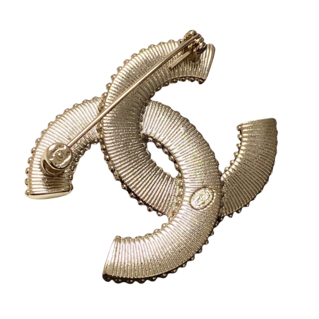 BCB188 Black enamel CC Logo brooch - ccjewelryacc