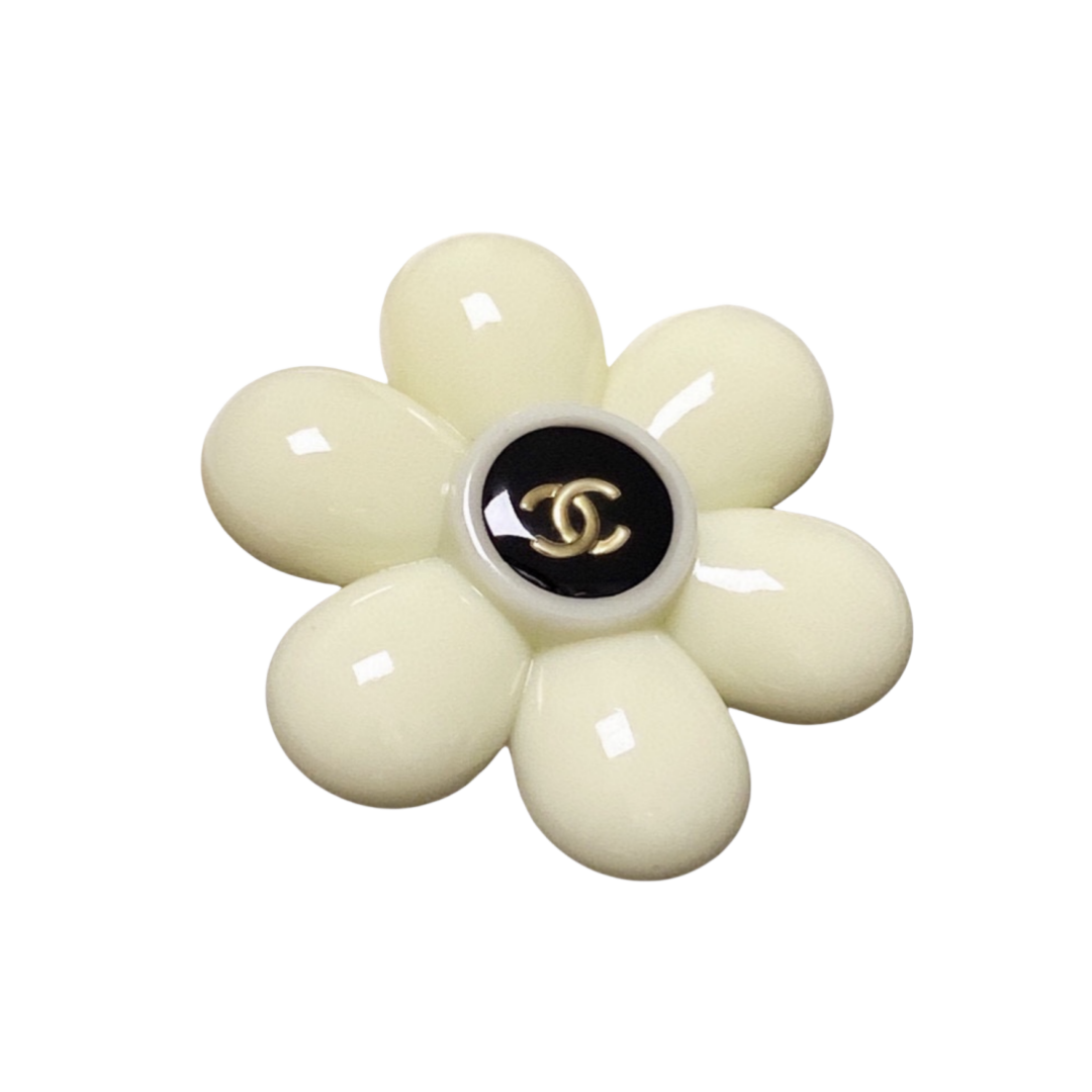 BCB490 Acrylic Flower brooch pin with cc logo - ccjewelryacc