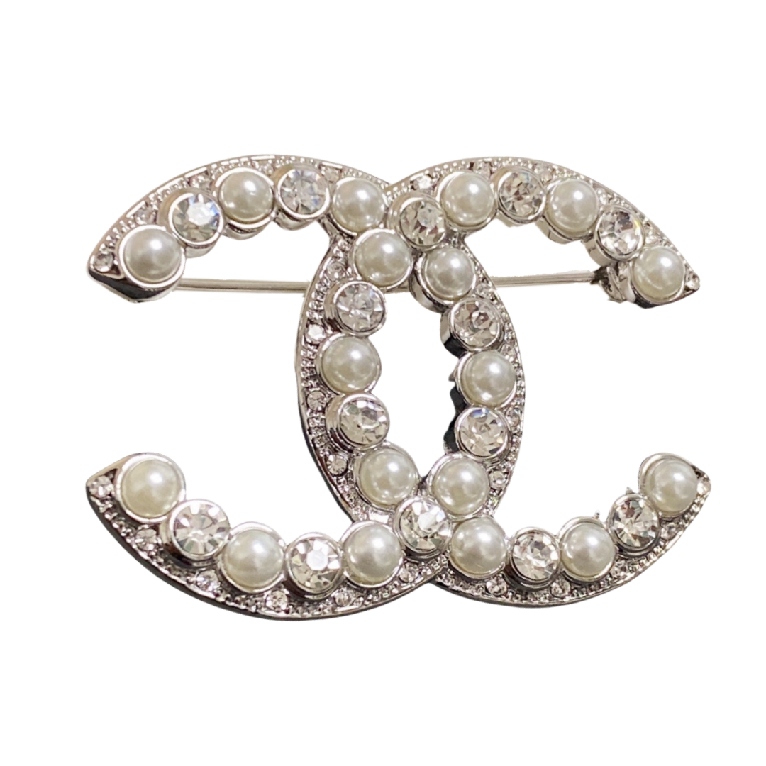 BCB491 Crystal and pearl cc logo brooch pin - ccjewelryacc