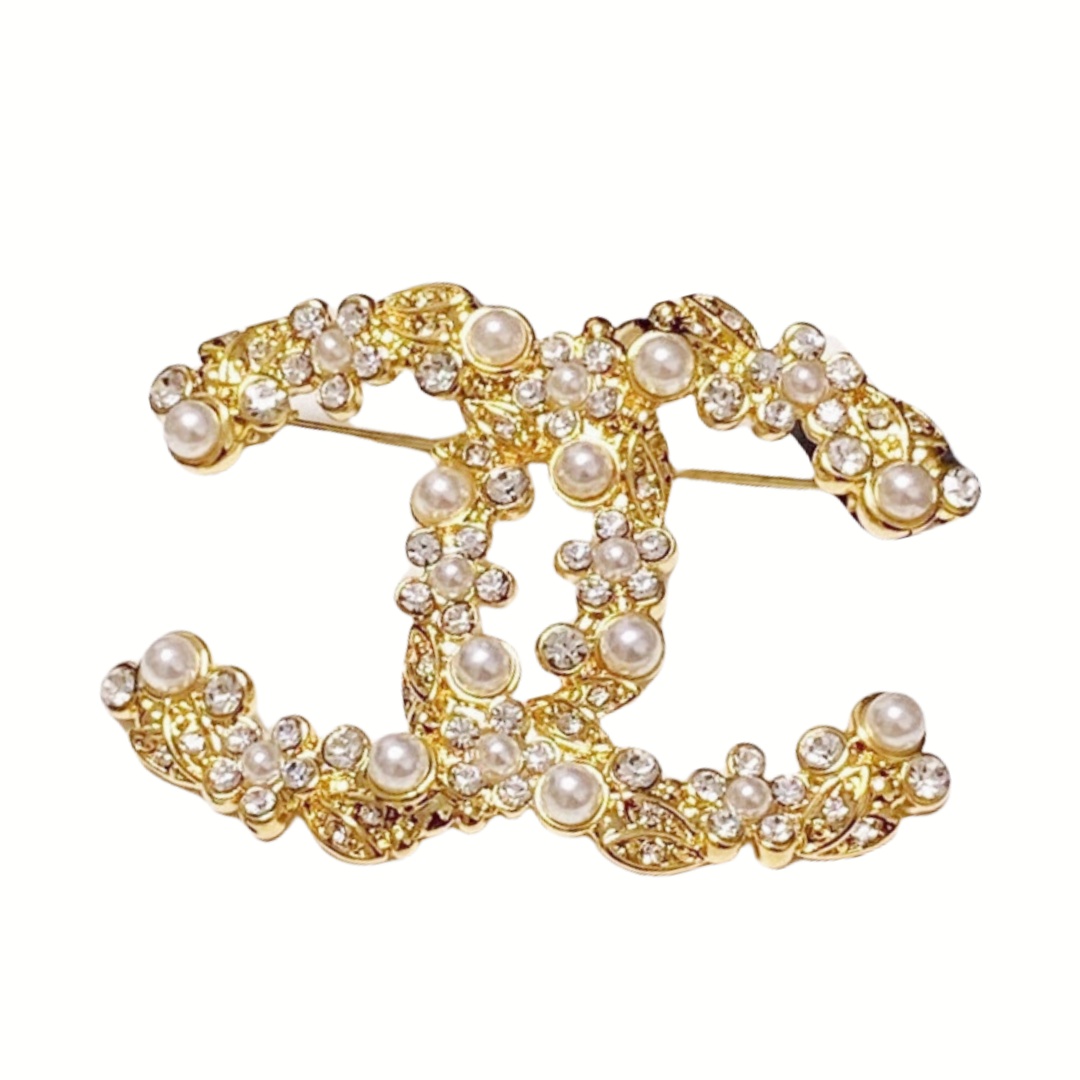 BCB004 Crystal and pearl flower CC brooch pin - ccfashionjewelry