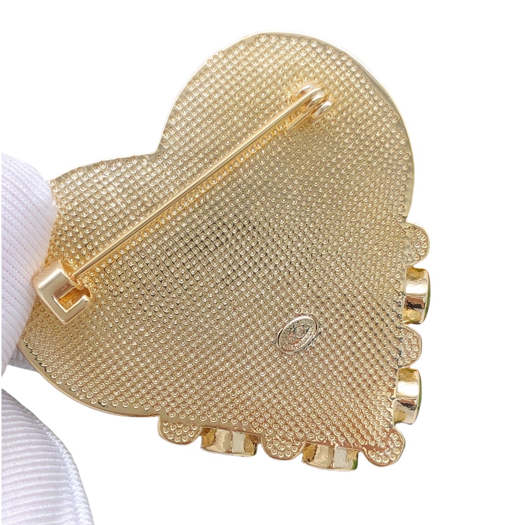 BCB220 Black heart shape with Starry sky and cc logo brooch pin - ccjewelryacc