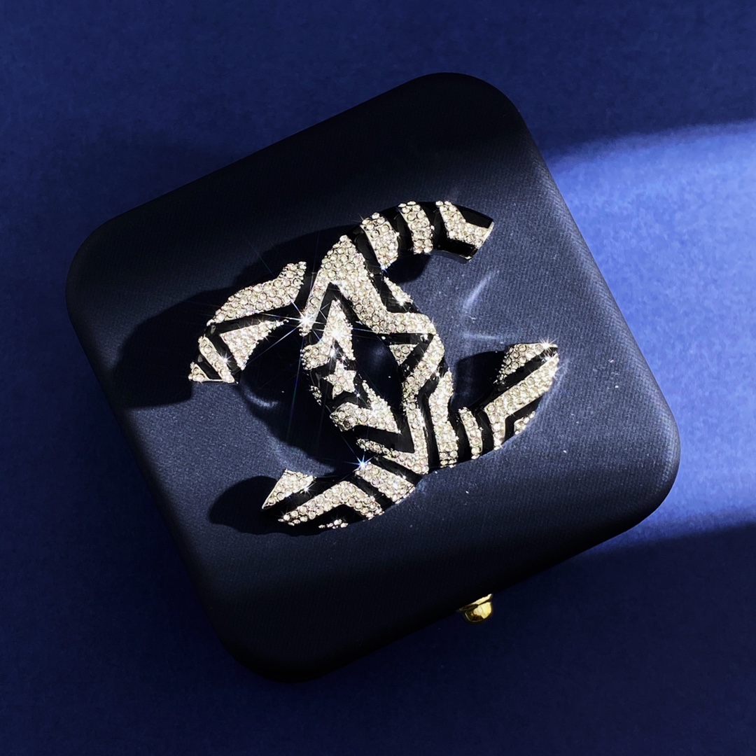 BCB050 Double C interlocking enamel black star and crystal brooch pin - ccjewelryacc