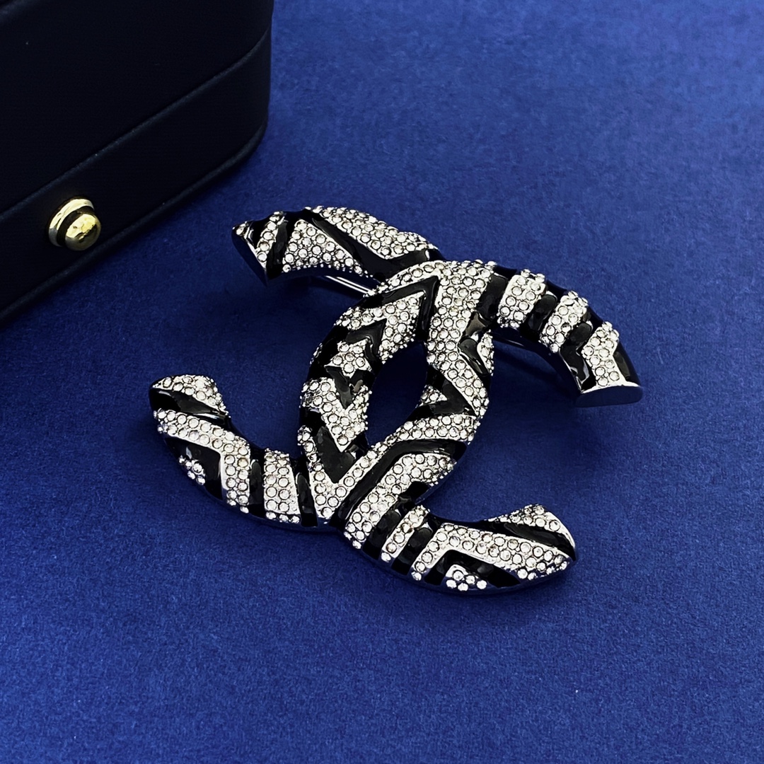 BCB050 Double C interlocking enamel black star and crystal brooch pin - ccjewelryacc