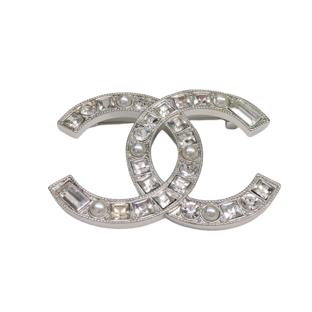 BCB218 Baguette crystal and pearl cc logo brooch pin - ccfashionjewelry
